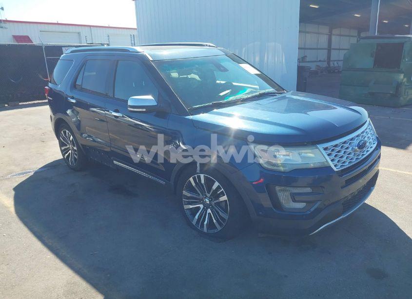 2016 Ford Explorer PLATINUM (VIN 1FM5K8HTXGGD09498) main photo