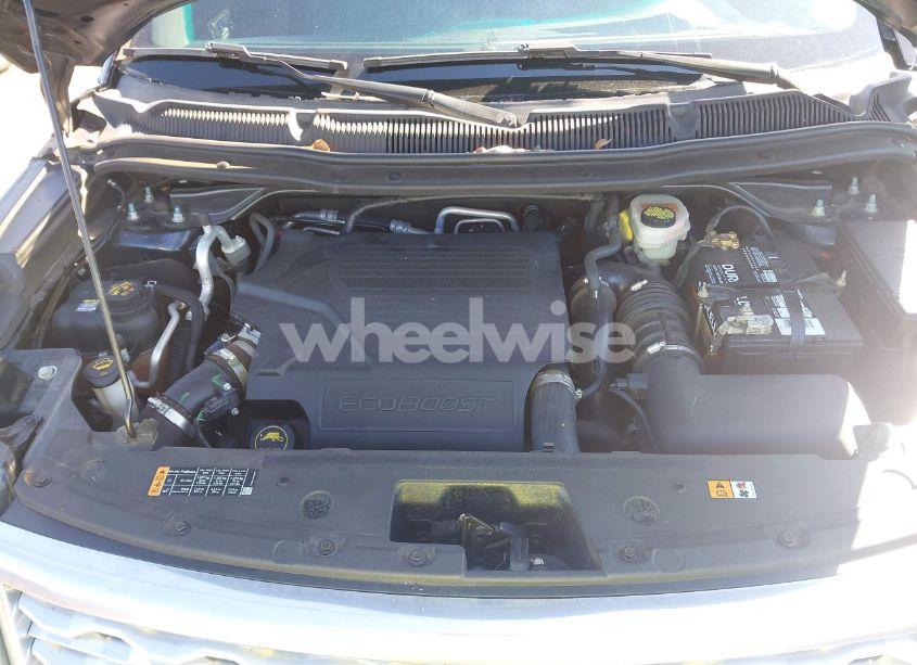 Photo 10 of 2016 Ford Explorer PLATINUM (VIN 1FM5K8HTXGGD09498)