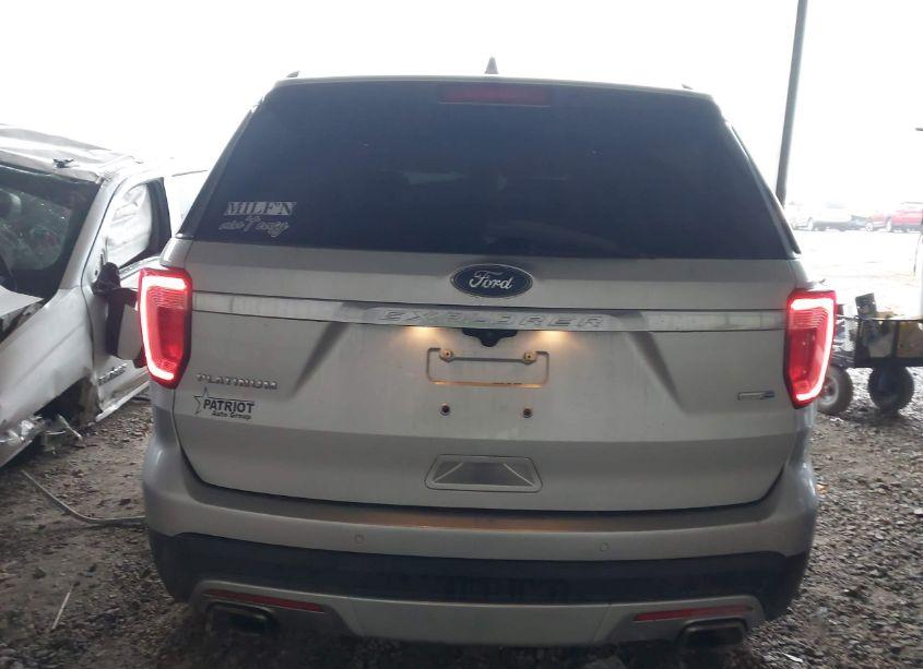Photo 16 of 2017 Ford Explorer PLATINUM (VIN 1FM5K8HTXHGC58909)