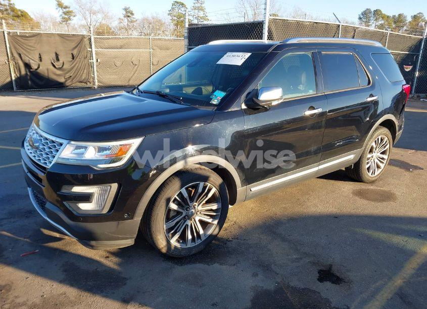 Photo 2 of 2017 Ford Explorer PLATINUM (VIN 1FM5K8HTXHGE32591)