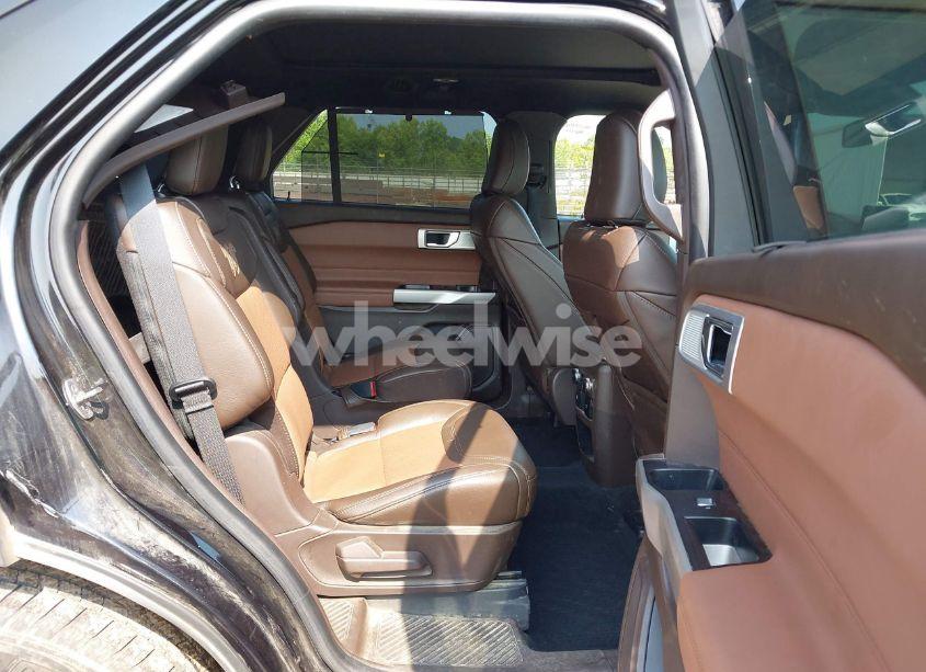 Photo 8 of 2021 Ford Explorer KING RANCH (VIN 1FM5K8LC3MGC33710)