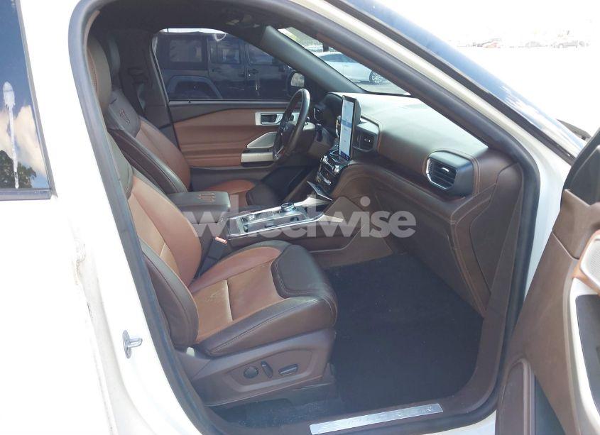 Photo 5 of 2022 Ford Explorer KING RANCH (VIN 1FM5K8LC8NGB96039)