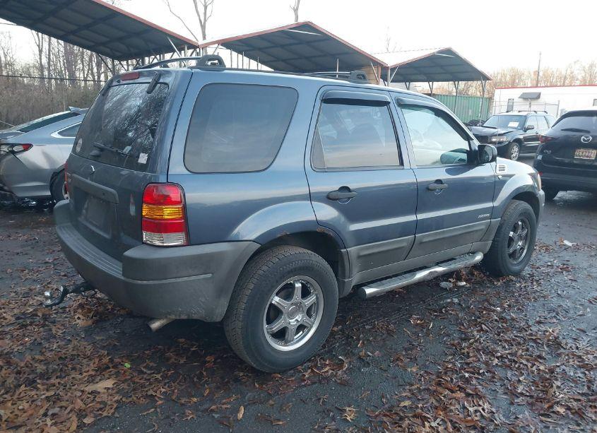 Photo 4 of 2001 Ford Escape XLS (VIN 1FMCU02101KE77939)