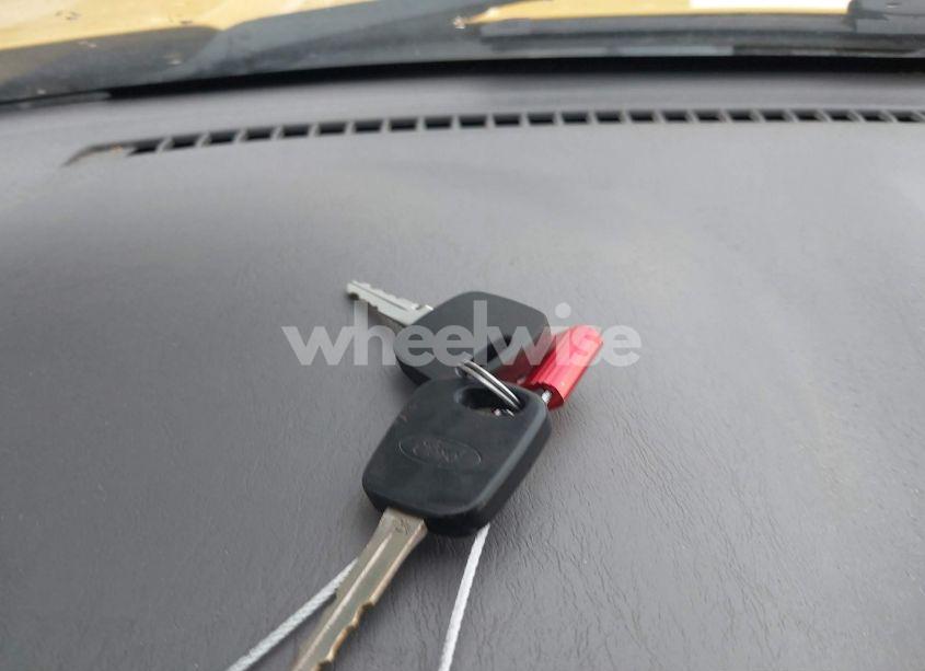 Photo 11 of 2002 Ford Escape XLS (VIN 1FMCU02162KC27753)