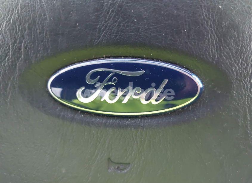 Photo 6 of 2002 Ford Escape XLS (VIN 1FMCU02162KC27753)