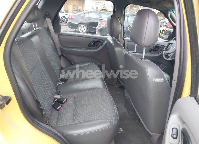 Photo 8 of 2002 Ford Escape XLS (VIN 1FMCU02162KC27753)