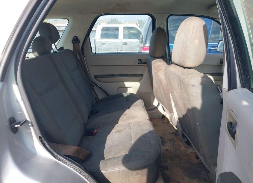 Photo 8 of 2009 Ford Escape XLS/XLS MANUAL (VIN 1FMCU02709KB87555)
