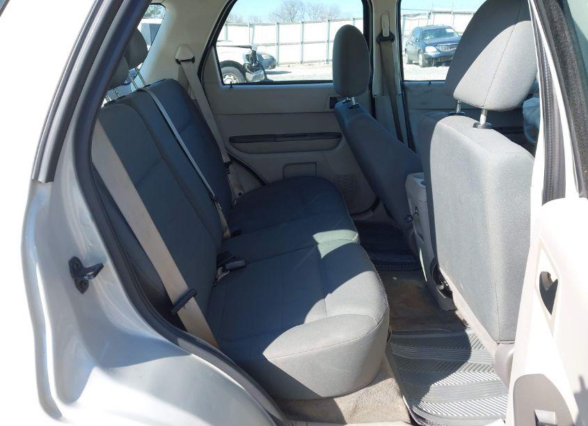 Photo 8 of 2009 Ford Escape XLS (VIN 1FMCU02719KA91871)
