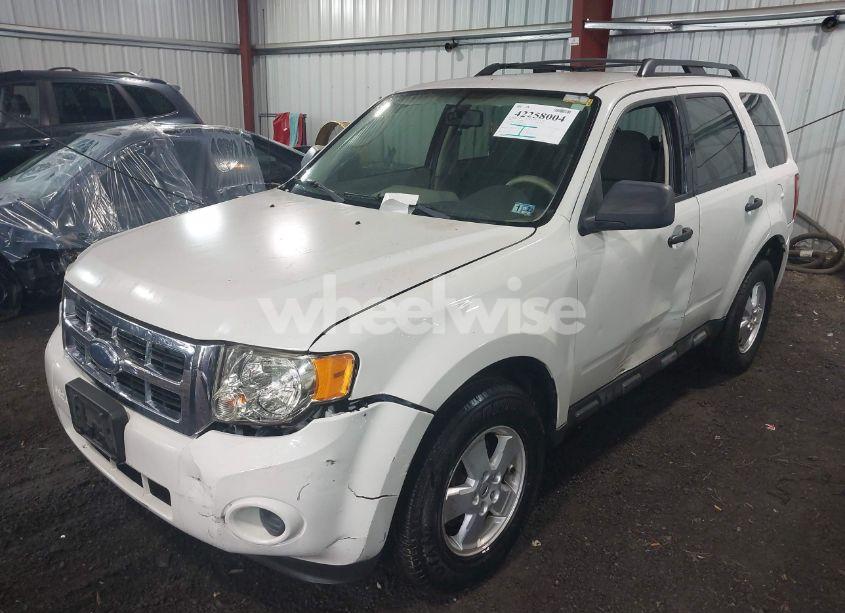 Photo 6 of 2009 Ford Escape XLS/XLS MANUAL (VIN 1FMCU02729KA08349)