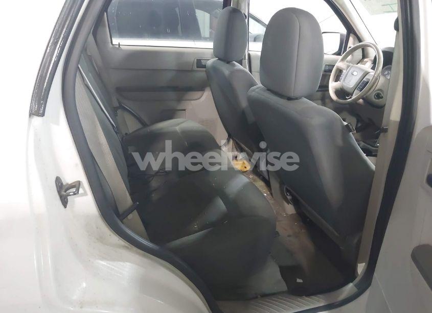 Photo 8 of 2009 Ford Escape XLS/XLS MANUAL (VIN 1FMCU02729KA08349)