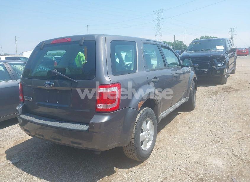 Photo 4 of 2009 Ford Escape XLS/XLS MANUAL (VIN 1FMCU02729KC33600)