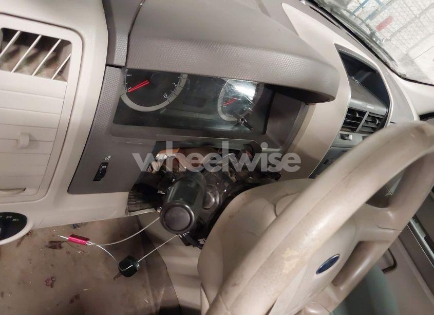 Photo 17 of 2009 Ford Escape XLS/XLS MANUAL (VIN 1FMCU02759KA15487)