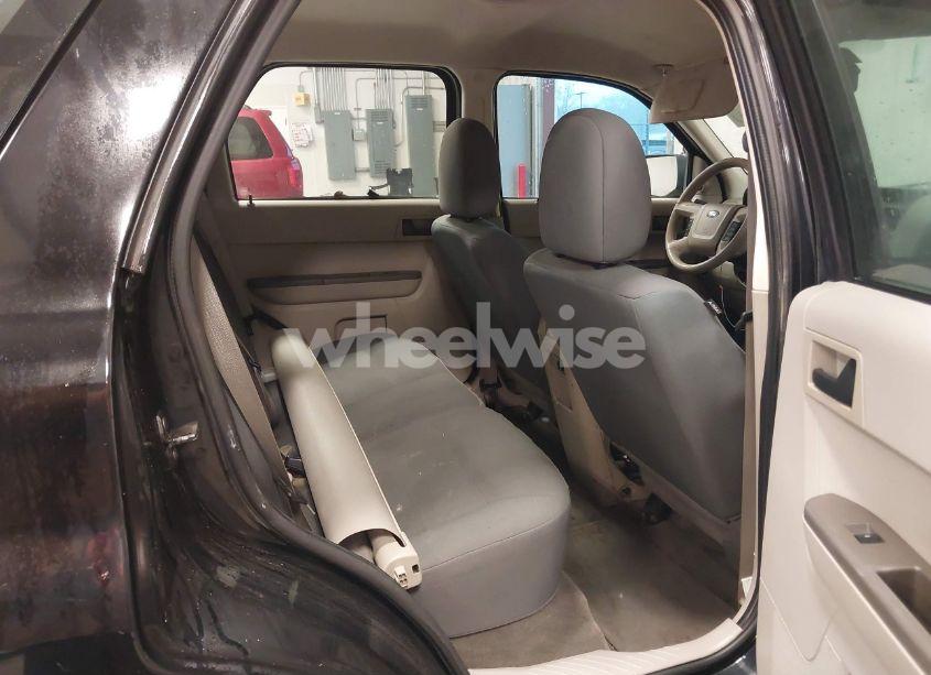 Photo 8 of 2009 Ford Escape XLS/XLS MANUAL (VIN 1FMCU02759KA15487)