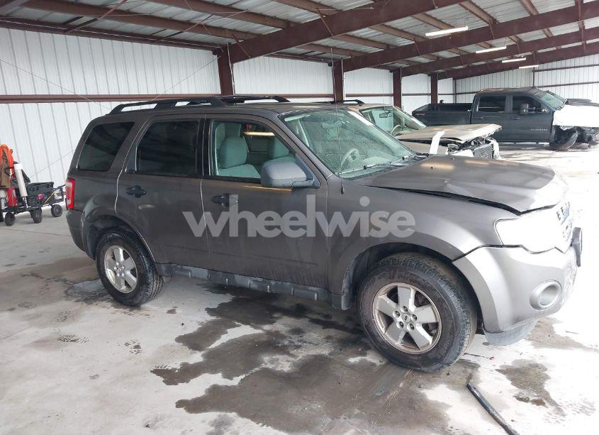 Photo 13 of 2009 Ford Escape XLS/XLS MANUAL (VIN 1FMCU02759KC84959)