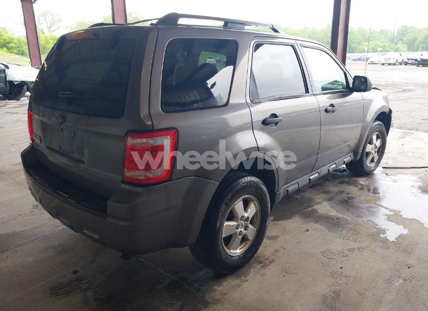 Photo 4 of 2009 Ford Escape XLS/XLS MANUAL (VIN 1FMCU02759KC84959)