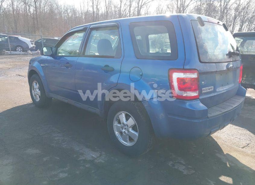 Photo 3 of 2009 Ford Escape XLS (VIN 1FMCU02789KA19405)