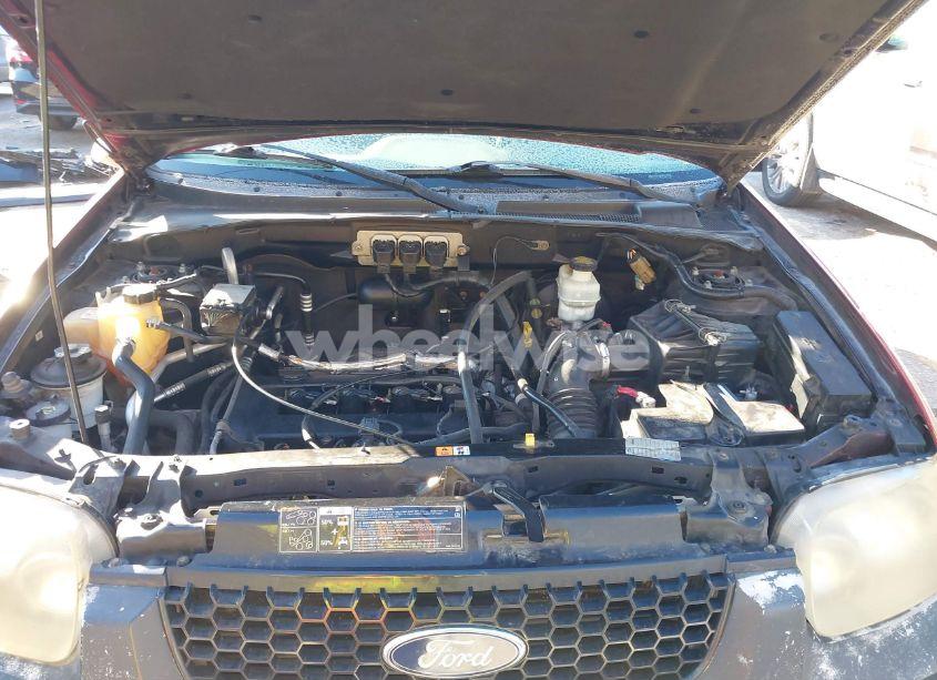 Photo 10 of 2005 Ford Escape XLS (VIN 1FMCU02Z05KC78367)