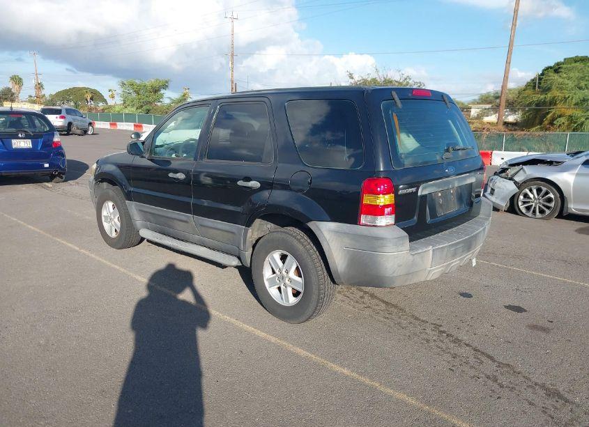 Photo 3 of 2006 Ford Escape XLS (VIN 1FMCU02Z06KC94800)