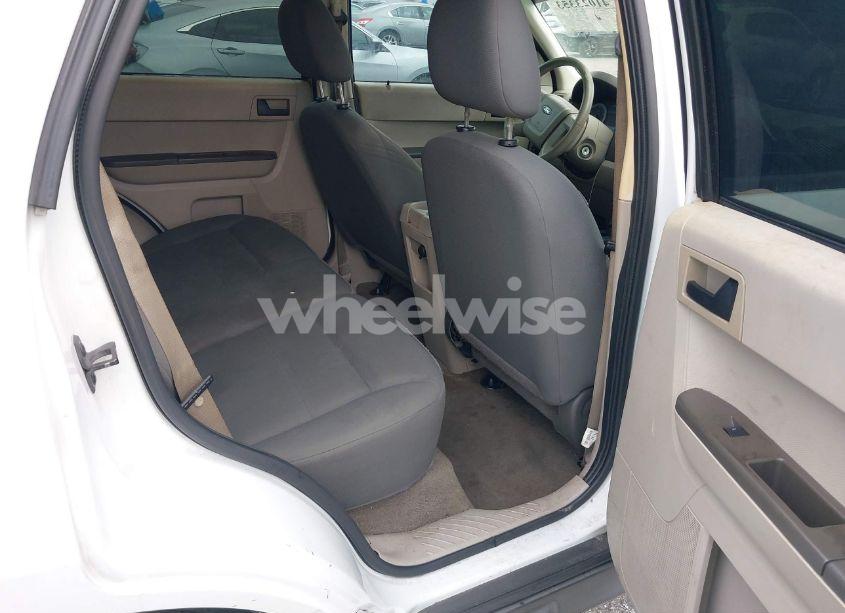 Photo 8 of 2008 Ford Escape XLS/XLS MANUAL (VIN 1FMCU02Z08KC67129)