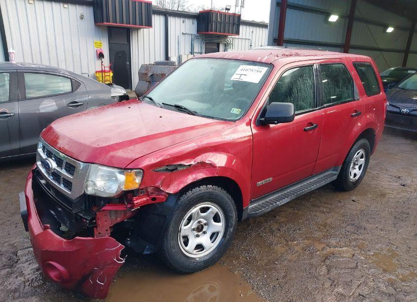 Photo 2 of 2008 Ford Escape XLS/XLS MANUAL (VIN 1FMCU02Z08KE51924)