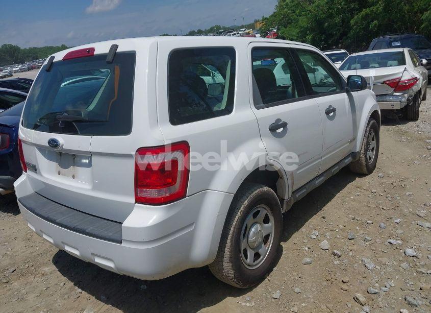 Photo 4 of 2008 Ford Escape XLS/XLS MANUAL (VIN 1FMCU02Z18KD39486)