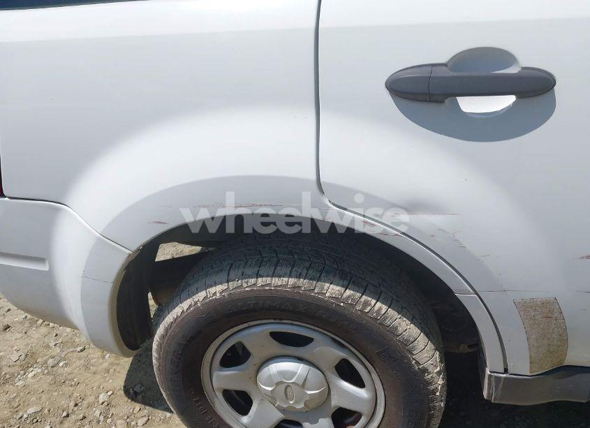 Photo 6 of 2008 Ford Escape XLS/XLS MANUAL (VIN 1FMCU02Z18KD39486)