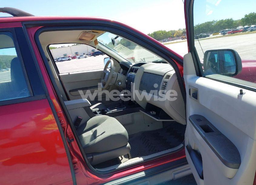 Photo 5 of 2008 Ford Escape XLS/XLS MANUAL (VIN 1FMCU02Z28KB43072)