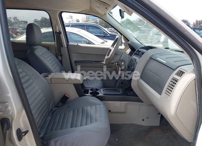 Photo 5 of 2008 Ford Escape XLS/XLS MANUAL (VIN 1FMCU02Z28KC23844)