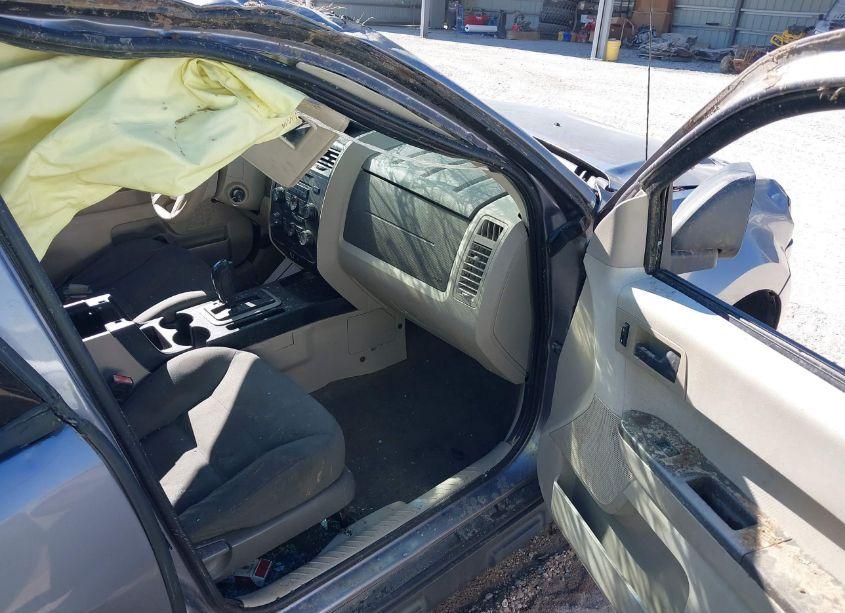 Photo 5 of 2008 Ford Escape XLS/XLS MANUAL (VIN 1FMCU02Z28KC79900)