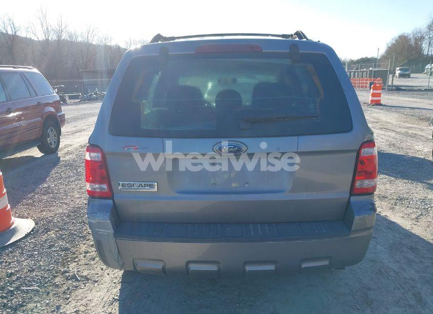 Photo 16 of 2008 Ford Escape XLS/XLS MANUAL (VIN 1FMCU02Z28KE22229)