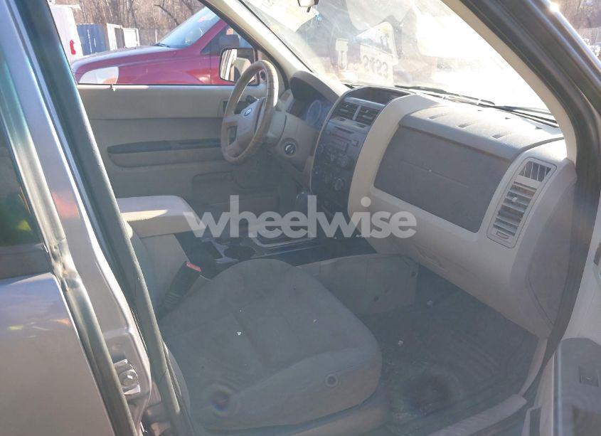 Photo 5 of 2008 Ford Escape XLS/XLS MANUAL (VIN 1FMCU02Z28KE22229)