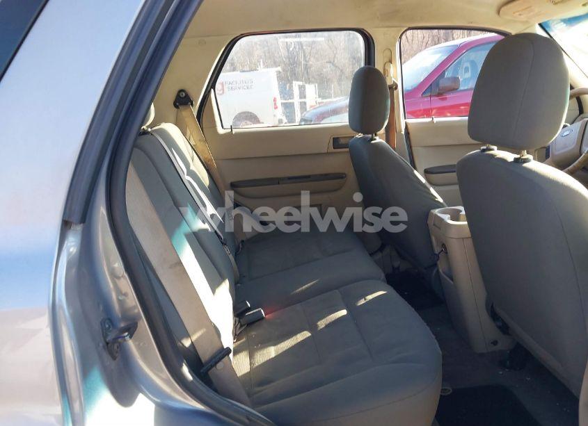 Photo 8 of 2008 Ford Escape XLS/XLS MANUAL (VIN 1FMCU02Z28KE22229)