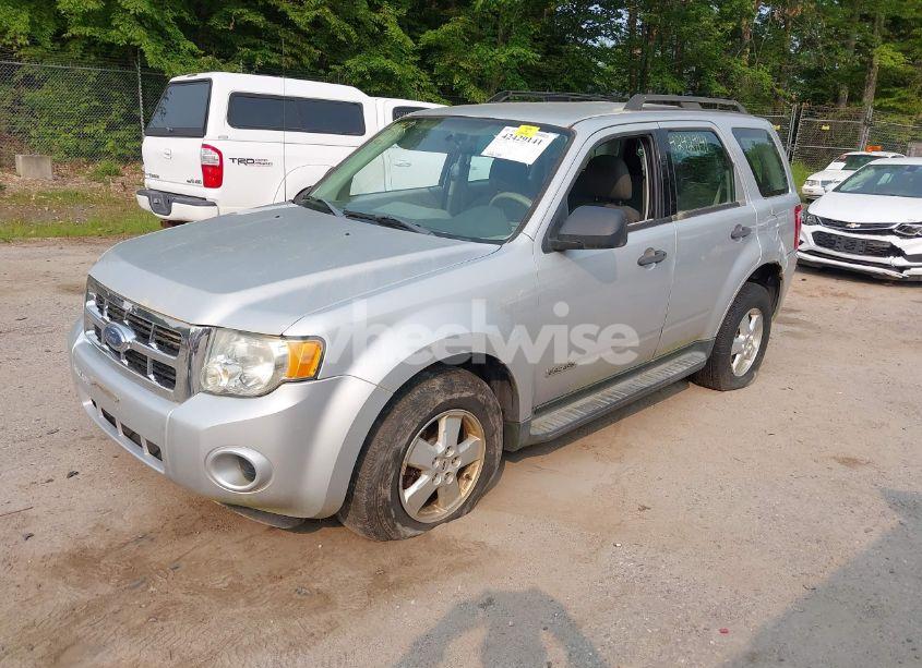 Photo 2 of 2008 Ford Escape XLS/XLS MANUAL (VIN 1FMCU02Z38KA89684)