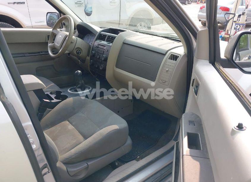 Photo 5 of 2008 Ford Escape XLS/XLS MANUAL (VIN 1FMCU02Z38KA89684)