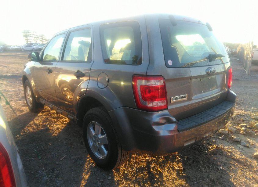Photo 3 of 2008 Ford Escape XLS/XLS MANUAL (VIN 1FMCU02Z38KE60536)