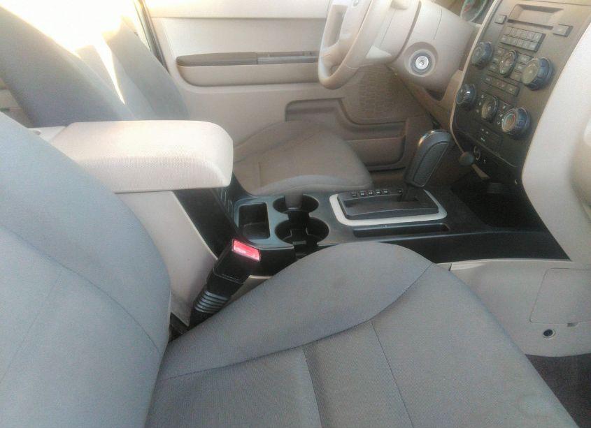 Photo 5 of 2008 Ford Escape XLS/XLS MANUAL (VIN 1FMCU02Z38KE60536)