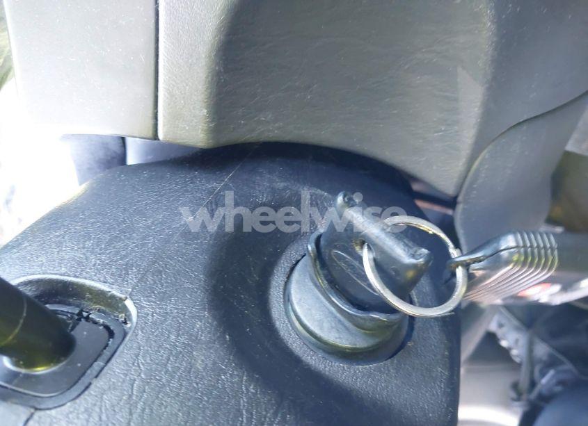 Photo 11 of 2005 Ford Escape XLS (VIN 1FMCU02Z45KB75212)