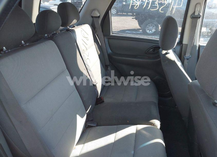 Photo 8 of 2005 Ford Escape XLS (VIN 1FMCU02Z45KB75212)