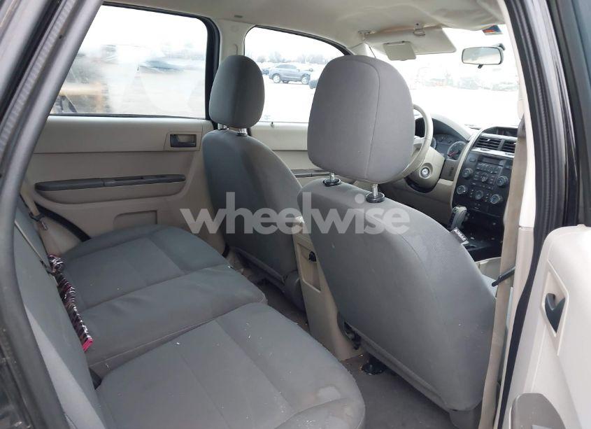 Photo 8 of 2008 Ford Escape XLS (VIN 1FMCU02Z48KA81142)