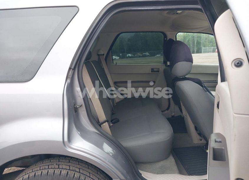 Photo 8 of 2008 Ford Escape XLS/XLS MANUAL (VIN 1FMCU02Z48KC24526)