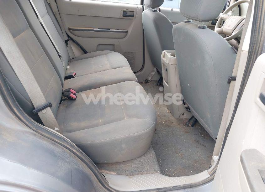 Photo 8 of 2008 Ford Escape XLS/XLS MANUAL (VIN 1FMCU02Z58KA18082)