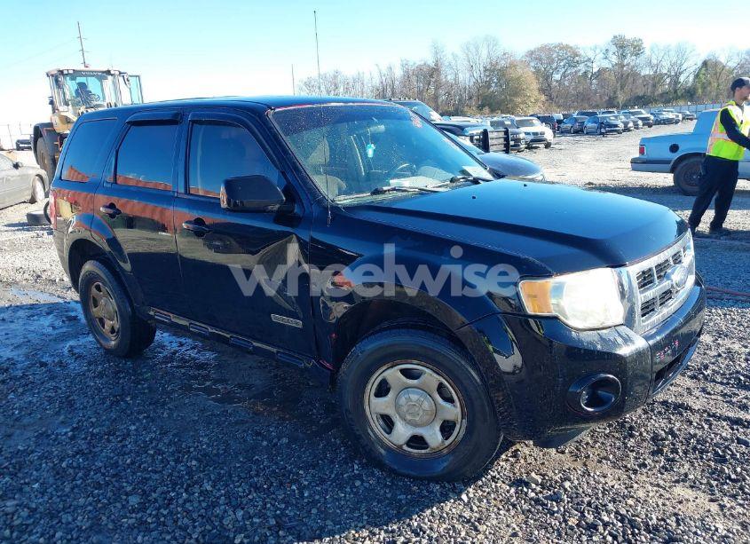 2008 Ford Escape XLS (VIN 1FMCU02Z68KA73091) main photo