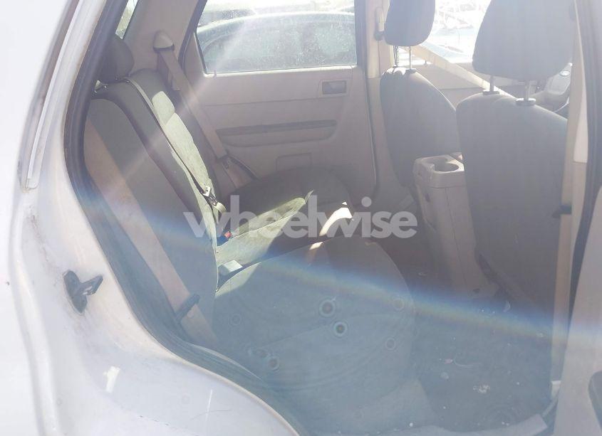 Photo 8 of 2008 Ford Escape XLS/XLS MANUAL (VIN 1FMCU02Z68KC25600)