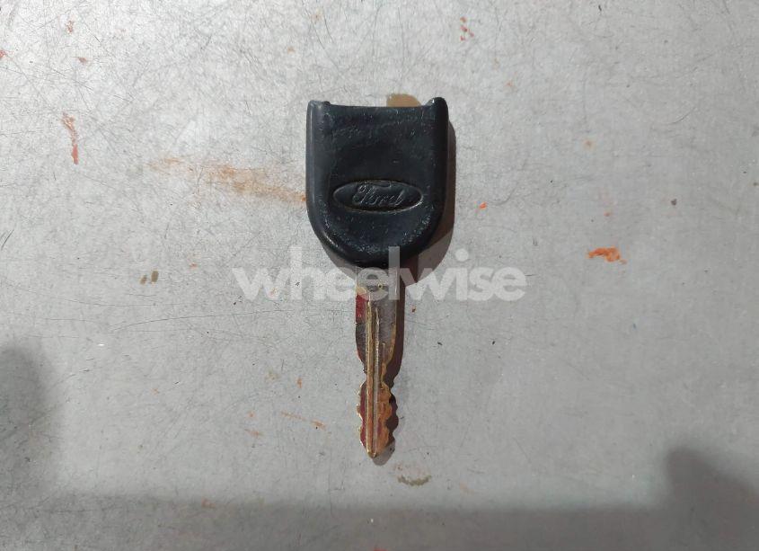 Photo 11 of 2008 Ford Escape XLS/XLS MANUAL (VIN 1FMCU02Z78KC23743)