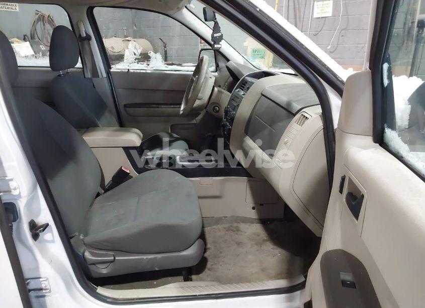 Photo 5 of 2008 Ford Escape XLS/XLS MANUAL (VIN 1FMCU02Z78KC23743)