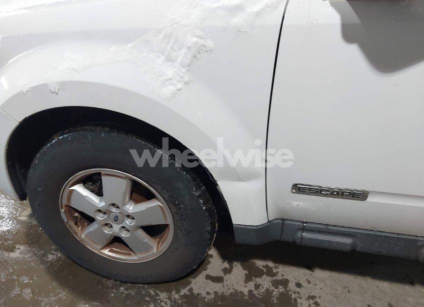 Photo 6 of 2008 Ford Escape XLS/XLS MANUAL (VIN 1FMCU02Z78KC23743)
