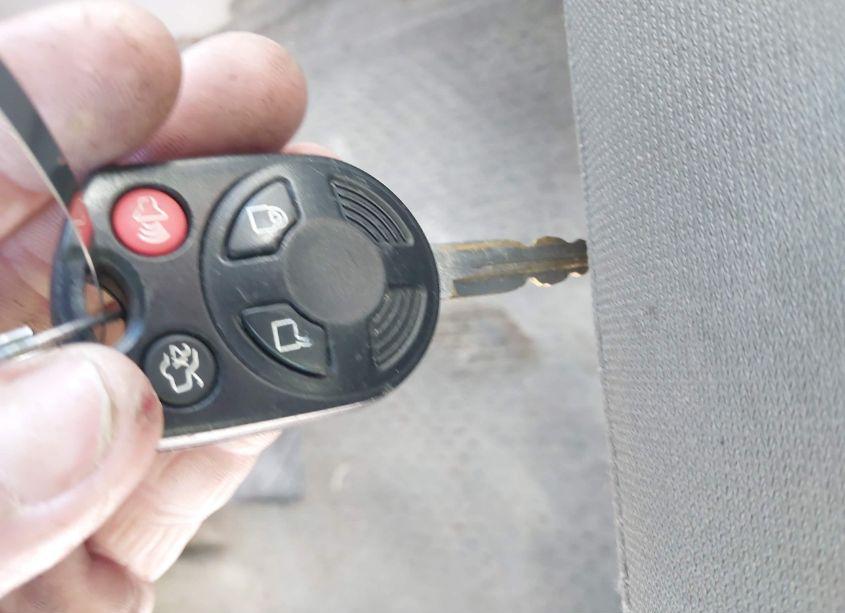 Photo 11 of 2008 Ford Escape XLS/XLS MANUAL (VIN 1FMCU02Z88KB01988)