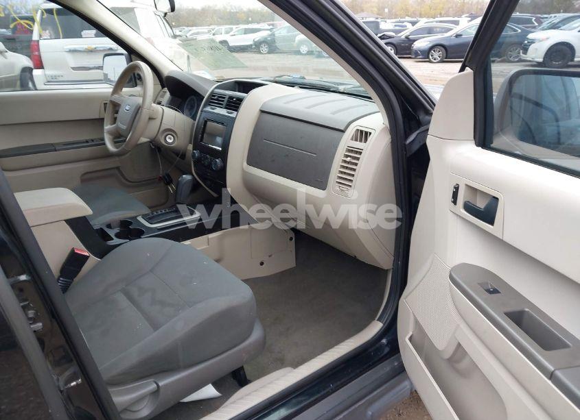 Photo 5 of 2008 Ford Escape XLS/XLS MANUAL (VIN 1FMCU02Z98KA46533)