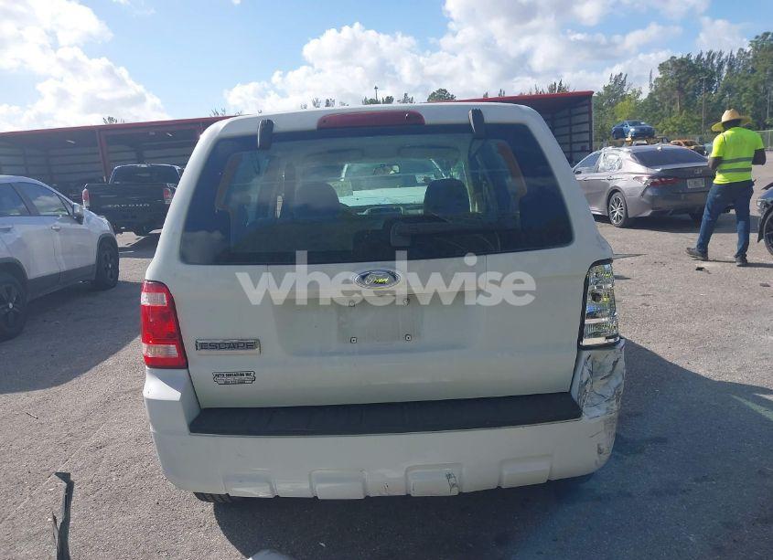 Photo 16 of 2008 Ford Escape XLS/XLS MANUAL (VIN 1FMCU02Z98KC97536)