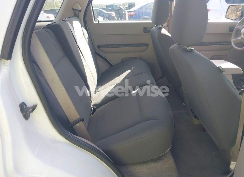 Photo 8 of 2008 Ford Escape XLS/XLS MANUAL (VIN 1FMCU02Z98KC97536)